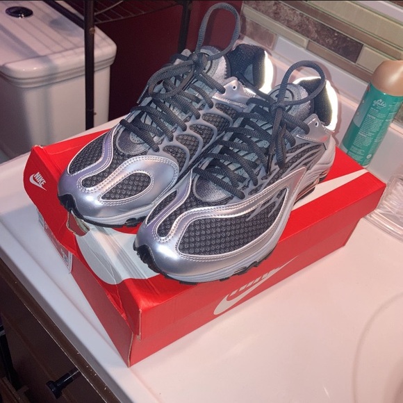 nike air tuned max smoke grey